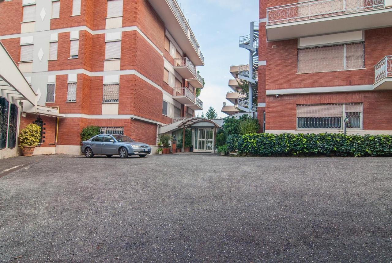 Villa Letizia - Casa Per Ferie, Rome